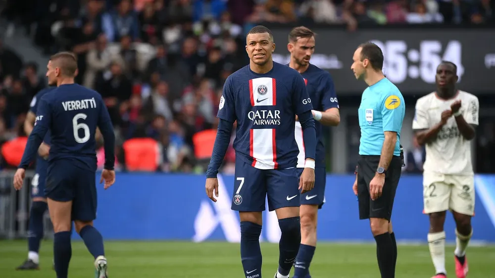 Mbappe luôn đề cao tinh thần tập thể tại PSG