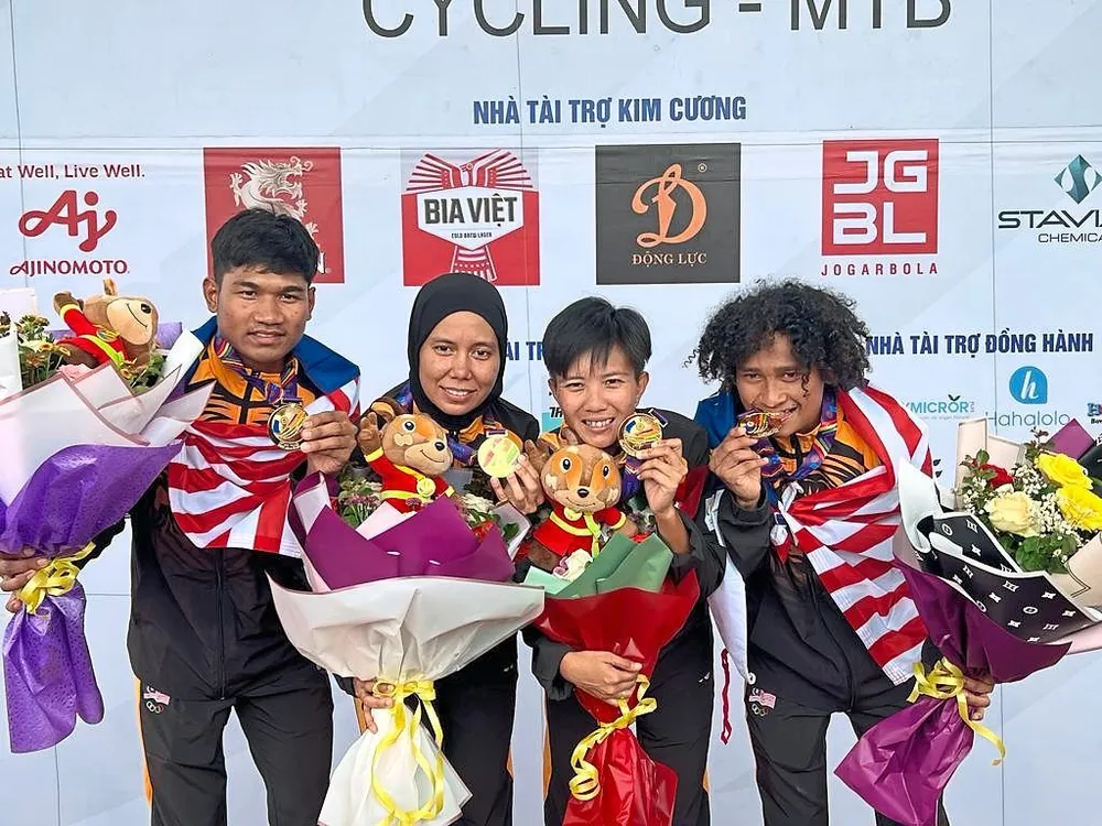 Đội tuyển xe đạp địa hình Malaysia vô địch hồi SEA Games 31