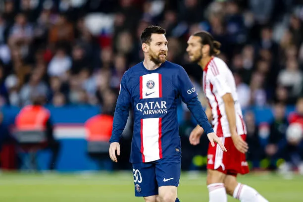 Messi mờ nhạt trước Ajaccio