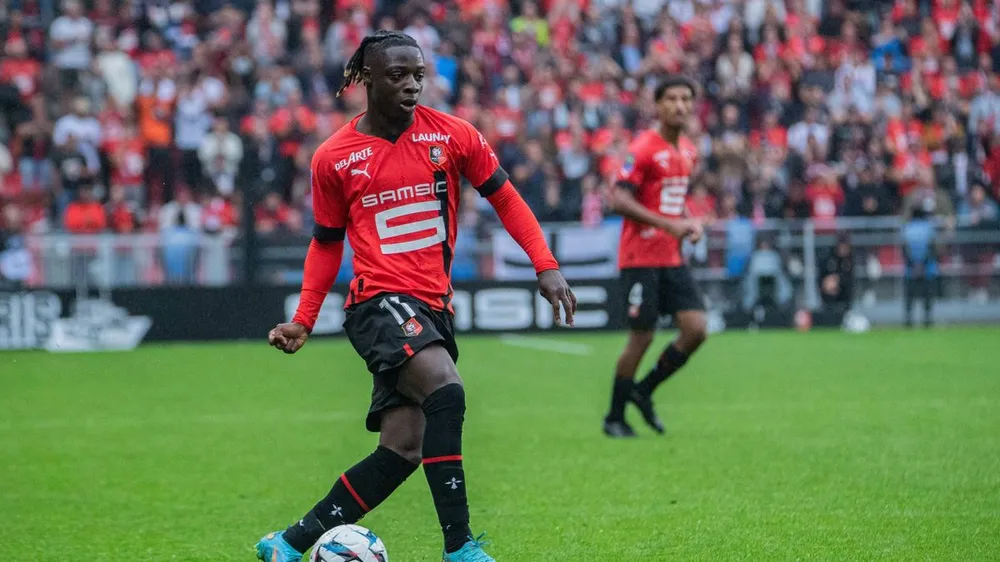 Doku mạnh về tốc độ và tranh chấp