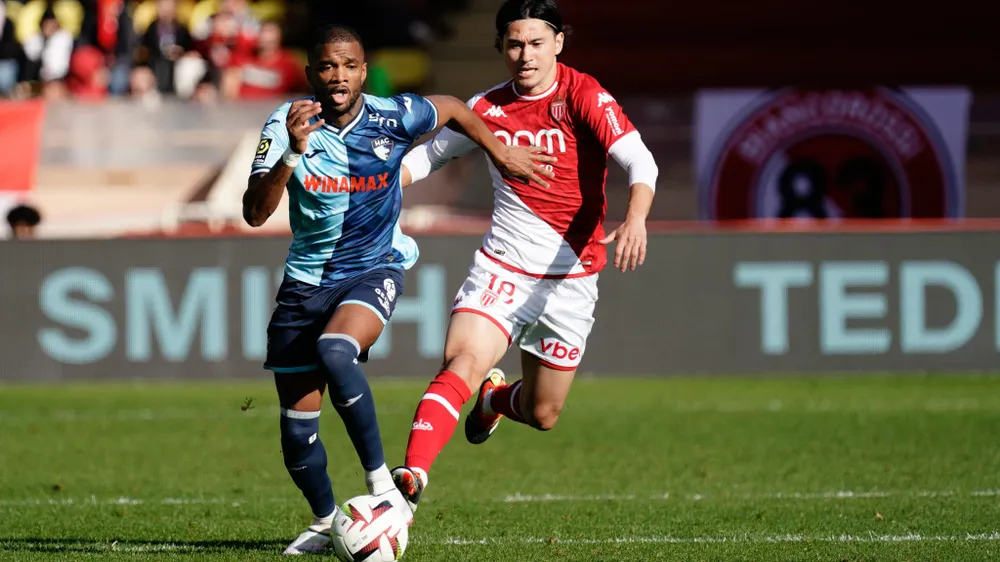 Rời Asian Cup chưa đầy 24 giờ, Minamino đã ra sân cho Monaco