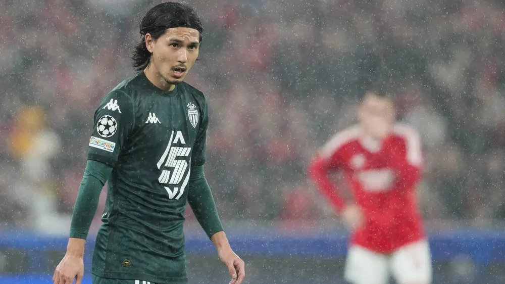 Minamino đau lòng khi Monaco bị Benfica loại khỏi Champions League
