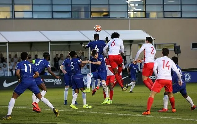 Chelsea và AS Monaco đang dẫn đầu thế giới về đầu tư và phát triển bền vững