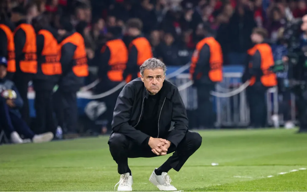 Luis Enrique: PSG càng thắng nhiều thì càng... sợ thua
