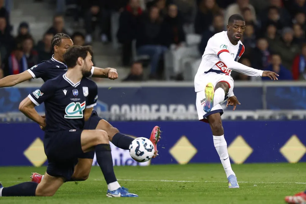 Ousmane Dembele góp công lớn giúp PSG ngược dòng đánh bại Dunkerque 4-2 tại Cúp Pháp vào đêm qua