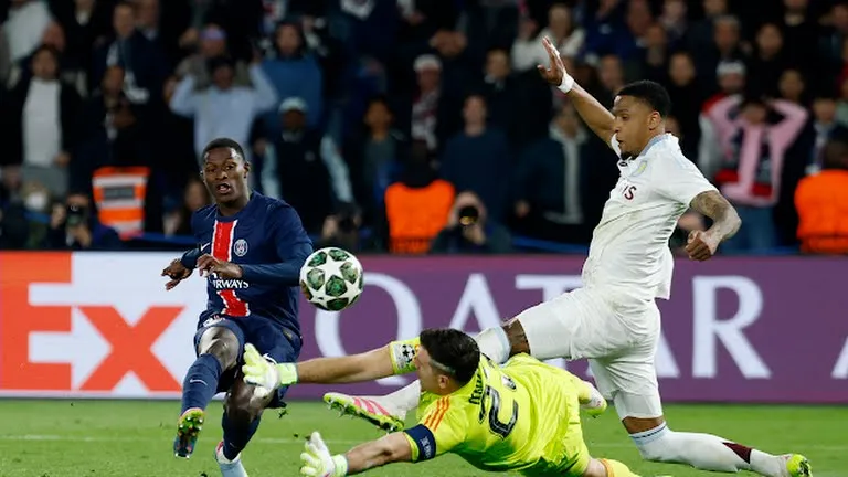 Nuno Mendes ghi bàn ấn định chiến thắng 3-1 của PSG trước Aston Villa tại tứ kết lượt đi Champions League 2024/25