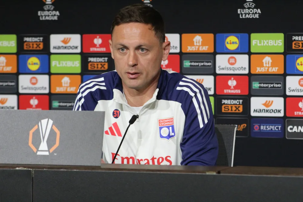 "Lão tướng" Nemanja Matic sẽ rời Olympique Lyon sau mùa giải năm nay