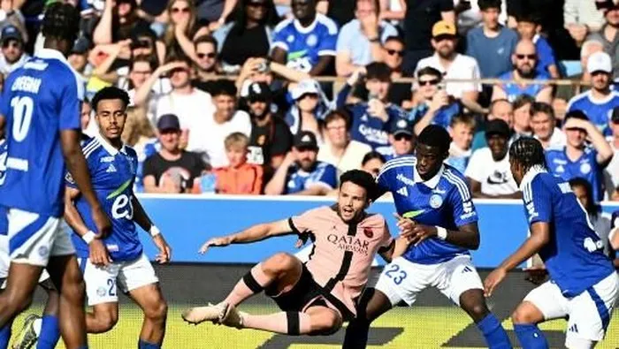 Tiền đạo dự bị Goncalo Ramos thất bại khi được trao cơ hội đá chính trước Strasbourg. Ảnh: REUTERS