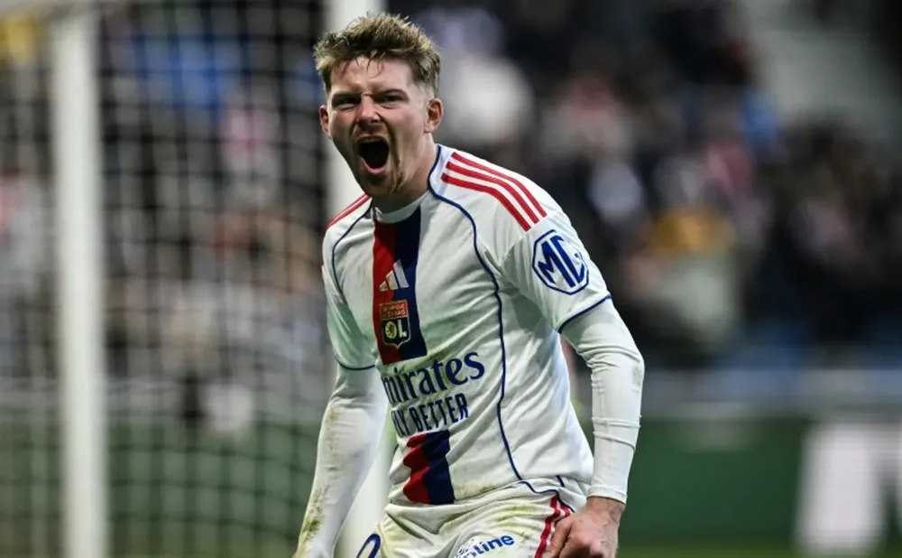 Pavel Sulc nhanh chóng trở thành trụ cột Lyon. Ảnh: AFP