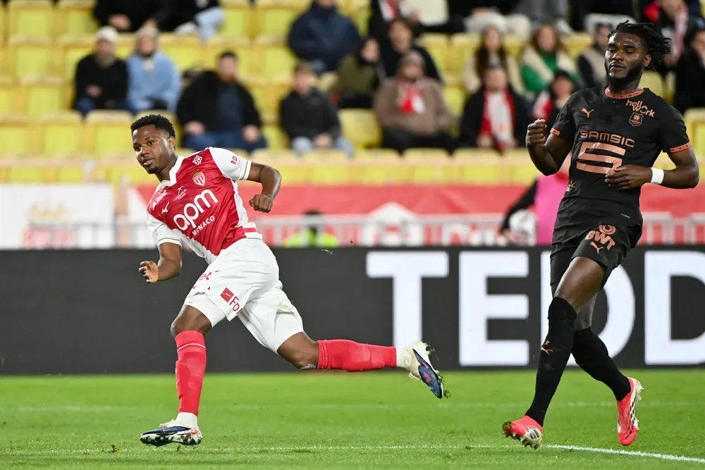 Ansu Fati ghi bàn vào lưới Rennes giúp Monaco trở lại với chiến thắng tại Ligue 1. Ảnh: ligue1.com