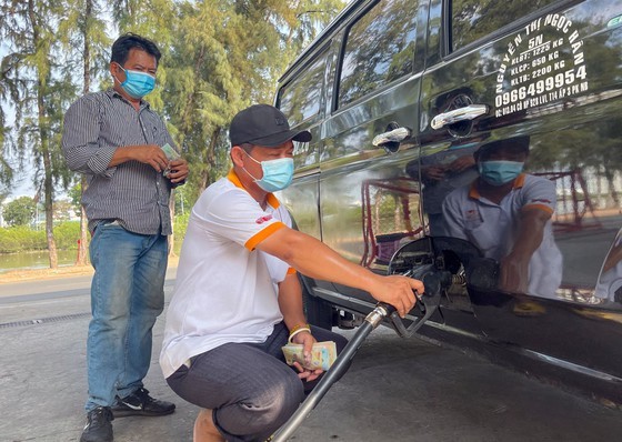 Petrol stations still run out of gasoline ảnh 4