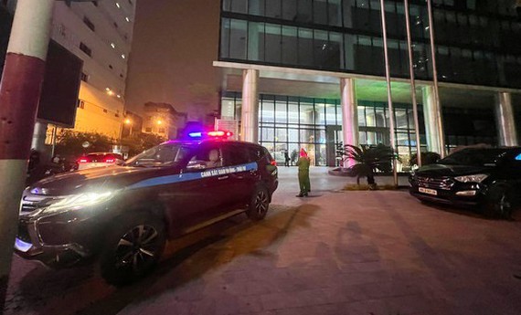 Police request many banks to provide information relating to Trinh Van Quyet ảnh 1