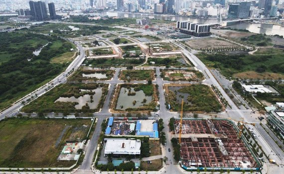 Extension of payment violates Thu Thiem land auction contract: tax authority ảnh 1
