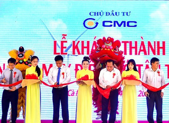 First wind power plant in Ca Mau Province inaugurated ảnh 2
