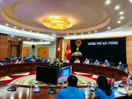 Government increases regional minimum wage by 6 percent ảnh 3