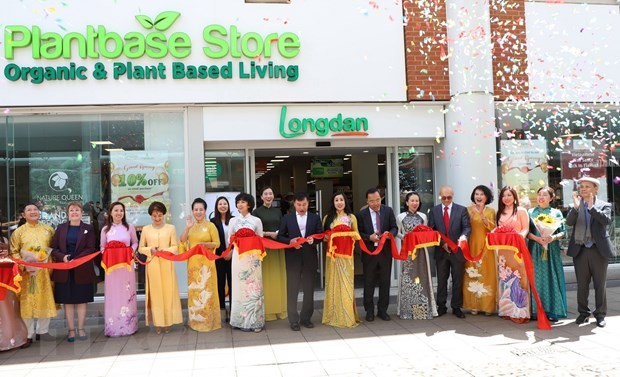 Vietnamese goods, foods introduced in UK ảnh 1