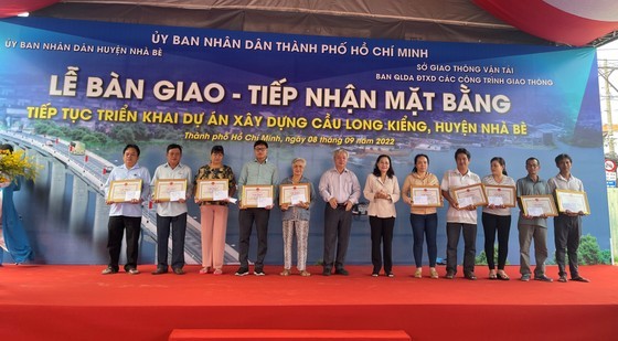 Construction of Long Kieng Bridge resumes as site clearance completed ảnh 2