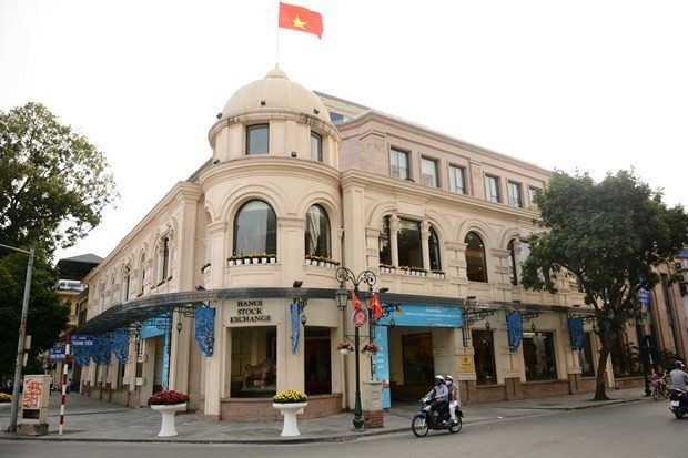 Ordinary citizens face higher risk in buying corporate bonds ảnh 1