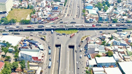 Traffic bottlenecks erased to ease congestion in HCMC ảnh 1