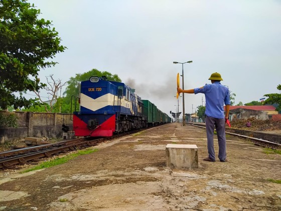 Official export of agricultural products by rail should be promoted ảnh 2