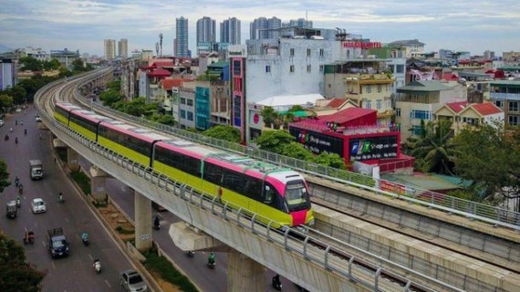 Hanoi begins study on urban railway route No.6 ảnh 1