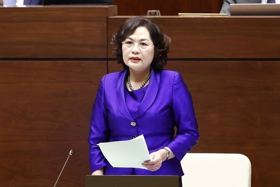 Real estate credit increases, securities credit declines ảnh 1