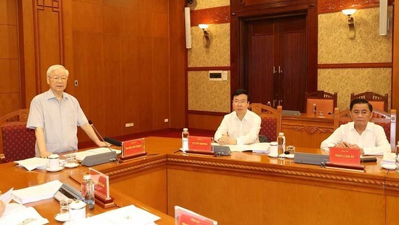 Party chief orders more drastic actions against corruption ảnh 1