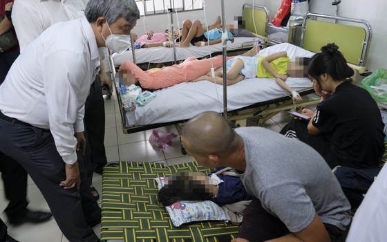 Toxin-producing bacteria detected in food in Ischool Nha Trang poisoning ảnh 1