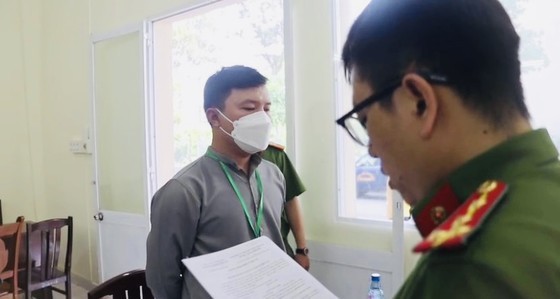 What did the three accomplices of Nguyen Phuong Hang testify? ảnh 6