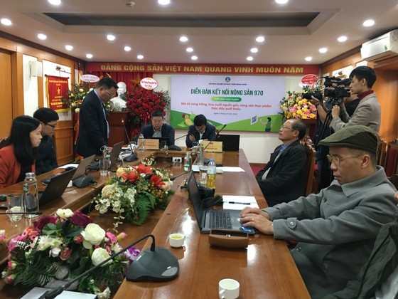 China grants 2,426 product codes to Vietnamese enterprises ảnh 1