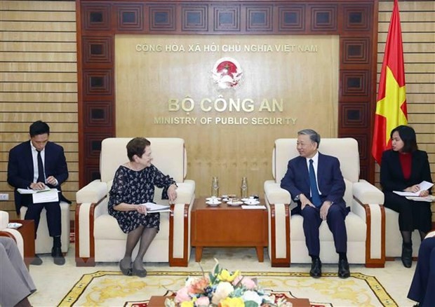 Vietnam, US on mission to find servicemen missing in action ảnh 1