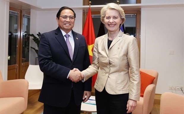 PM meets foreign leaders, partners in Brussels ảnh 4