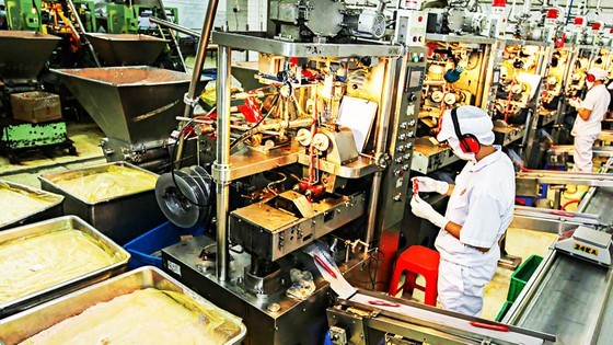 The food and foodstuff processing industry recovers robustly. (Photo: SGGP)