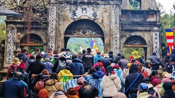 This year, the Huong Pagoda Festival takes place from January 23 to April 23. (Photo: SGGP)