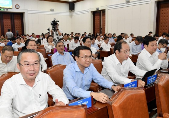 Delegates participate in the meeting. (Photo: SGGP)