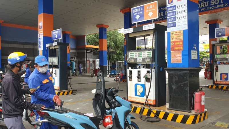 A petrol station in HCMC. (Photo: SGGP)