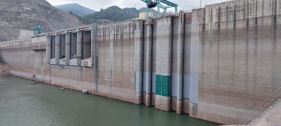 On the morning of June 8, the Ban Chat Hydroelectric Reservoir is only 0.92 meters above the dead water level. (Photo courtersy of EVN) On the morning of June 8, the Ban Chat Hydroelectric Reservoir is only 0.92 meters above the dead water level. (Photo courtersy of EVN)