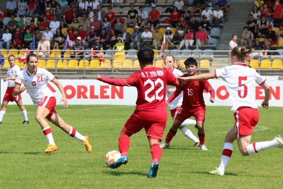 Encountering increasingly formidable opponents has proven to be advantageous for the development of the Vietnamese female players' skills and abilities.