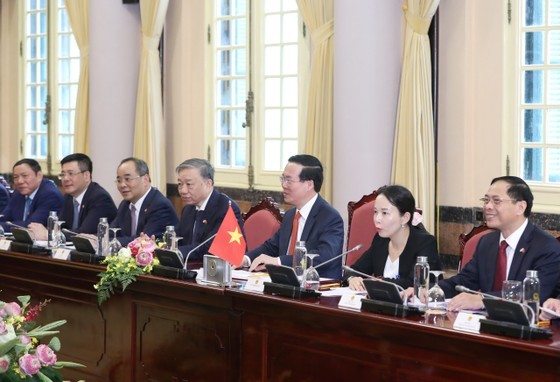 President Vo Van Thuong speaks at the dialogue. President Vo Van Thuong speaks at the dialogue.