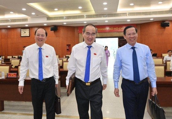 Delegates attend the 10th session of the 10th tenure People's Council of Ho Chi Minh City.