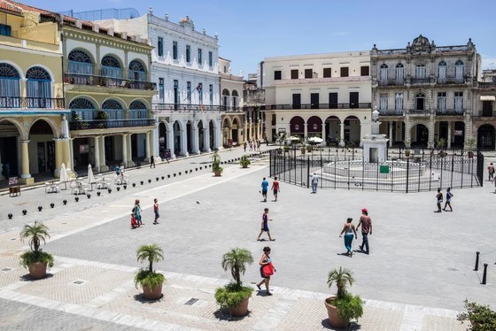 Plaza Vieja Square, one of the oldest architectural works in Havana