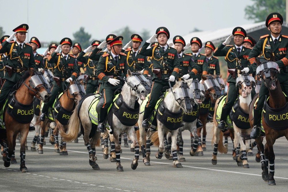 z6493977091113-08f5cf09f26a0ca630711fe76f7ce474-9974-61.jpg.jfif