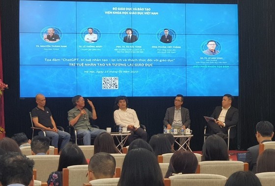 Educational experts are discussing ChatGPT