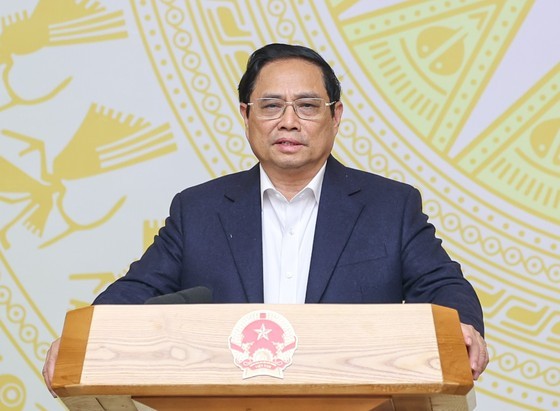 Prime Minister Pham Minh Chinh requested not to invest in 2-lane expressways to avoid resource waste Prime Minister Pham Minh Chinh requested not to invest in 2-lane expressways to avoid resource waste