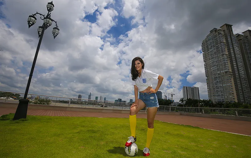 Hot girl Bích Ngọc dự đoán: ”Tuyển Anh đại thắng Panama” ảnh 3