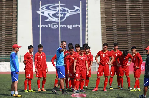 Đến Campuchia, U22 Việt Nam bắt đầu hành trình chinh phục ngôi vương ảnh 1