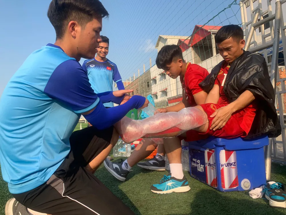 HLV Nguyễn Quốc Tuấn: Cứ thoải mái và tự tin thì tất thắng! ảnh 1