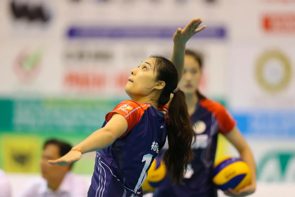 Ngẩn ngơ trước vẻ đẹp của các “chân dài” bóng chuyền tại Cúp VTV9 Bình Điền năm 2019 ảnh 7