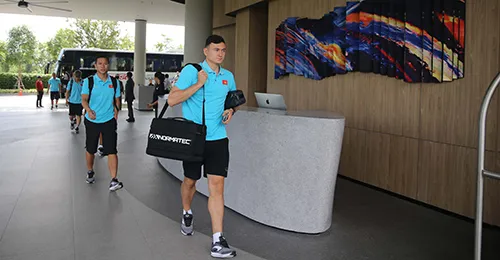  Xuân Trường, Công Phượng, Văn Lâm hội quân cùng tuyển Việt Nam tại khách sạn Modena Buriram ảnh 4