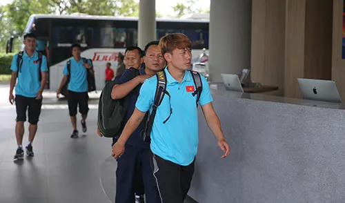  Xuân Trường, Công Phượng, Văn Lâm hội quân cùng tuyển Việt Nam tại khách sạn Modena Buriram ảnh 7